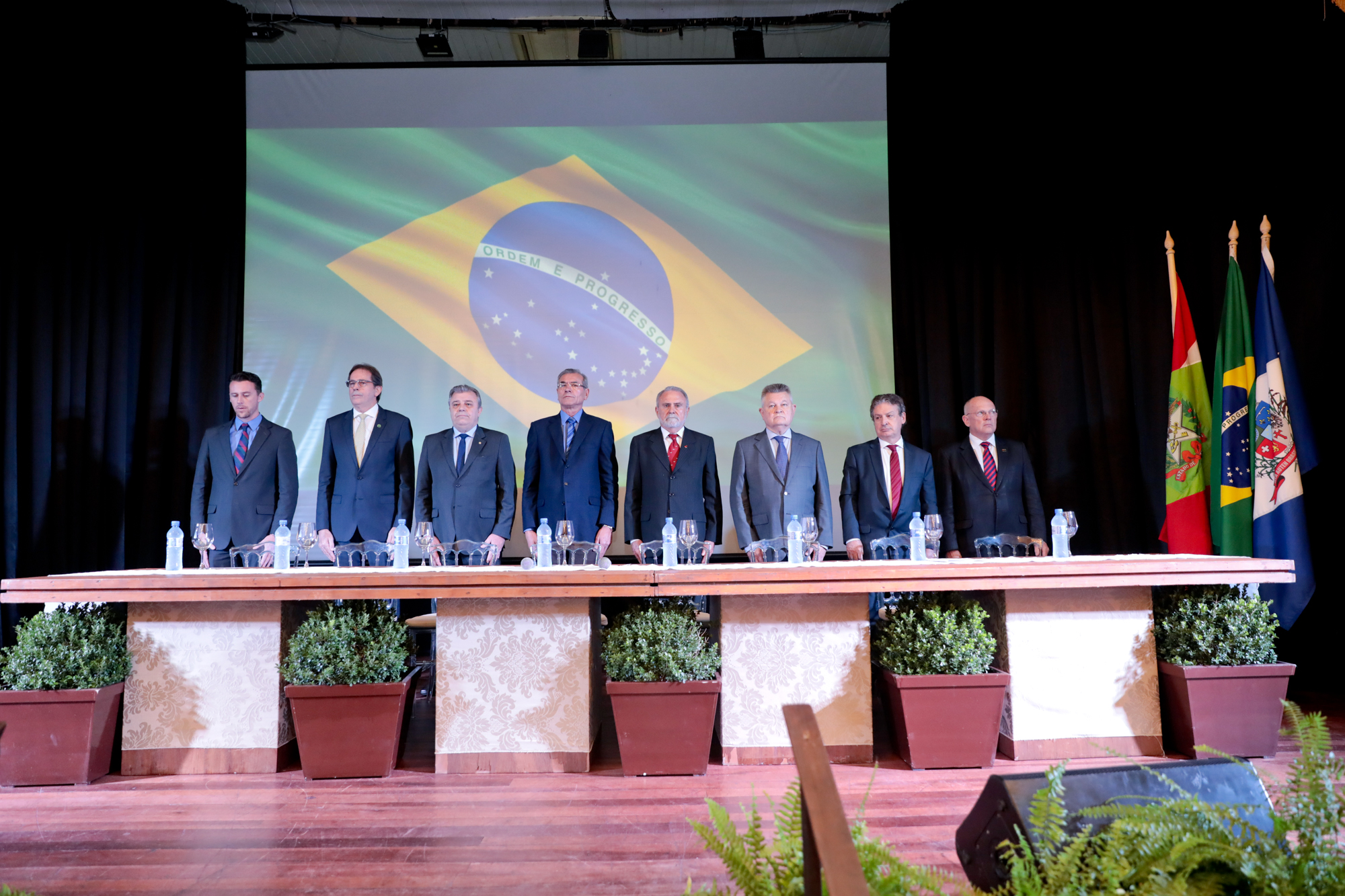 Facisc participa de jantar de posse e premiações da ACI de Joinville