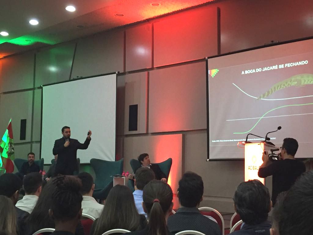 Cases nacionais, homenagens e palestras marcam a 6ª edição do Encontro Empresarial da Acibalc