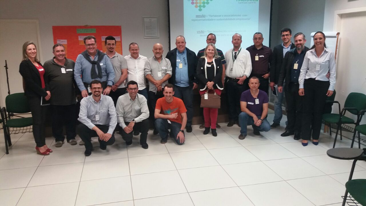 ACINI de Itapoá reune diretores e empresários para elaboração de Planejamento Estratégico