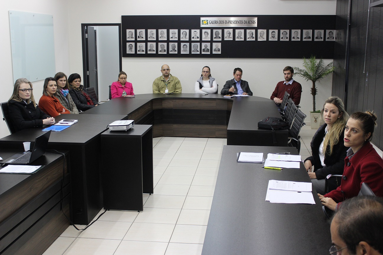 Reforma Trabalhista na pauta do Núcleo de Recursos Humanos da ACISBS Reforma Trabalhista na pauta do Núcleo de Recursos Humanos da ACISBS