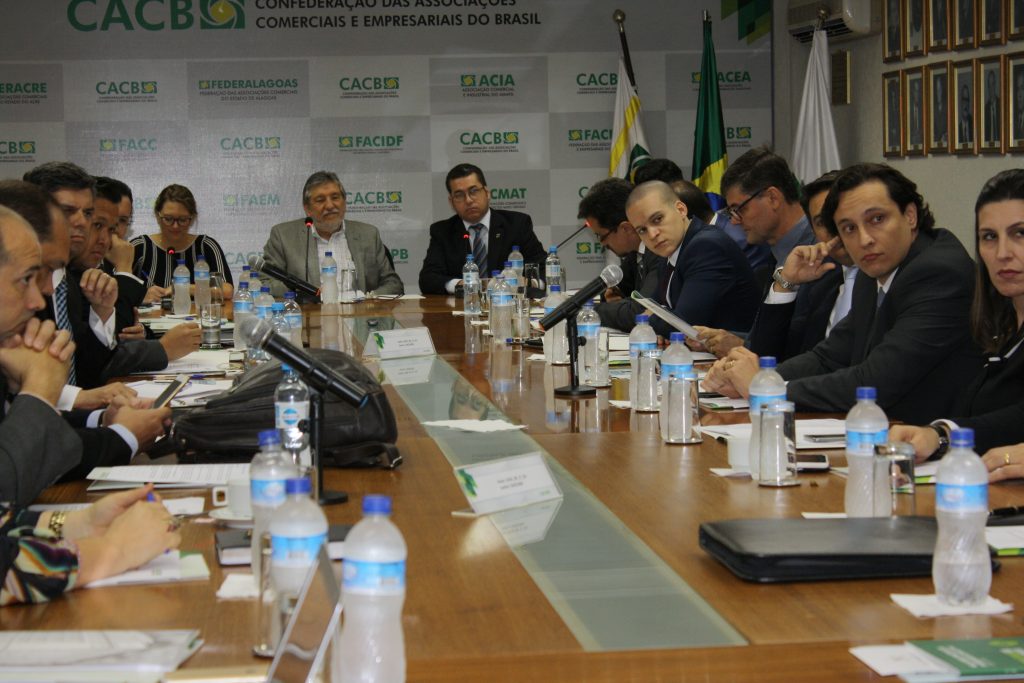 FACISC  participa de discussões sobre conciliação, compliance, tributos e reformas em encontro jurídico da CACB