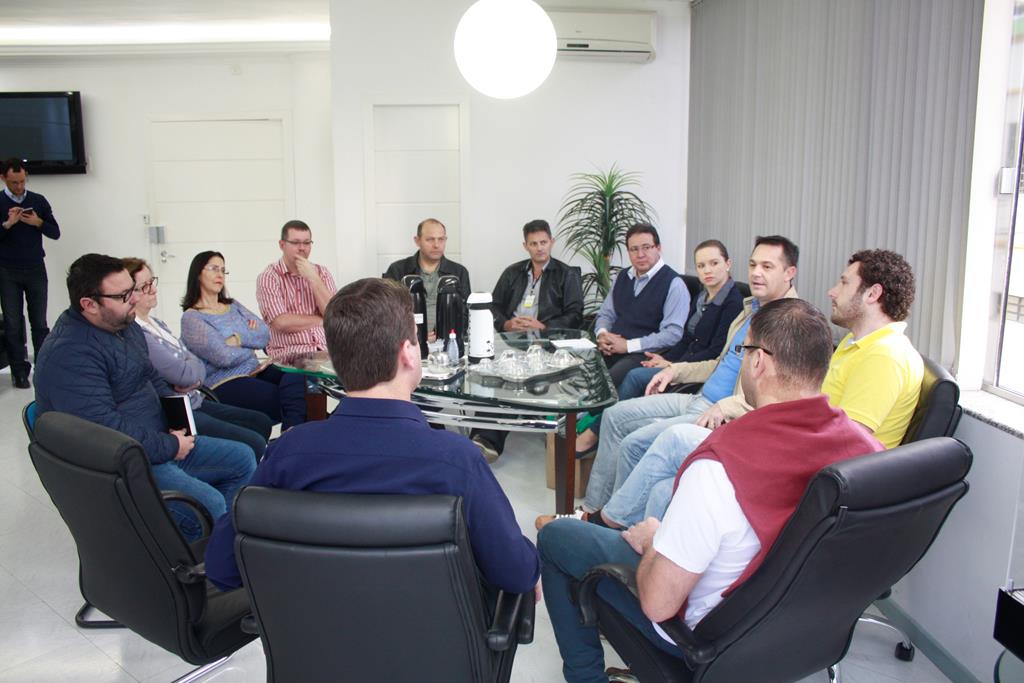 Núcleo de Gastronomia da ACIRS de Rio do Sul participa do Café com Prefeito