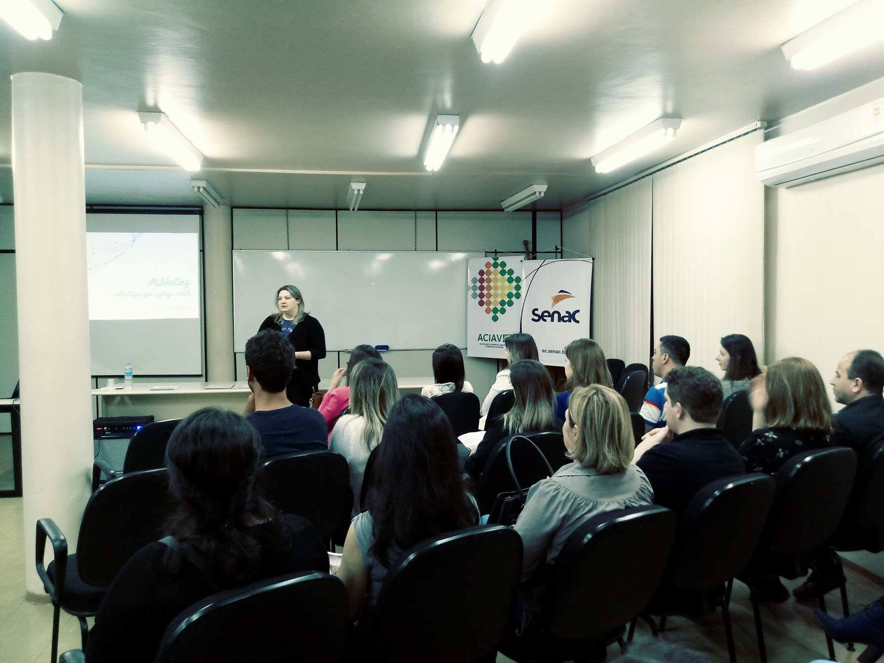 Aciav de Videira promove palestra sobre Marketing Estratégico