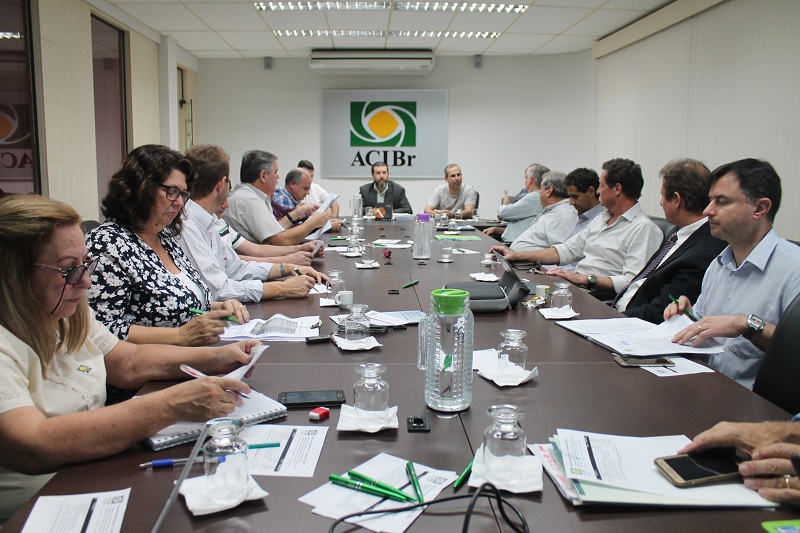 ACIBr reúne entidades e elabora ofício que intercede a manutenção das duas zonas eleitorais de Brusque ACIBr reúne entidades e elabora ofício que intercede a manutenção das duas zonas eleitorais de Brusque
