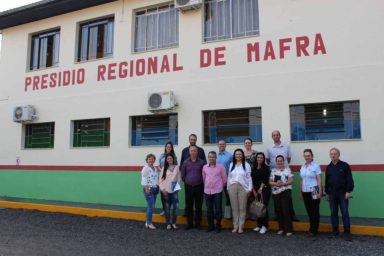 Presidentes da Acisbs e Acirne visitam o Presídio de Mafra Presidentes da Acisbs e Acirne visitam o Presídio de Mafra