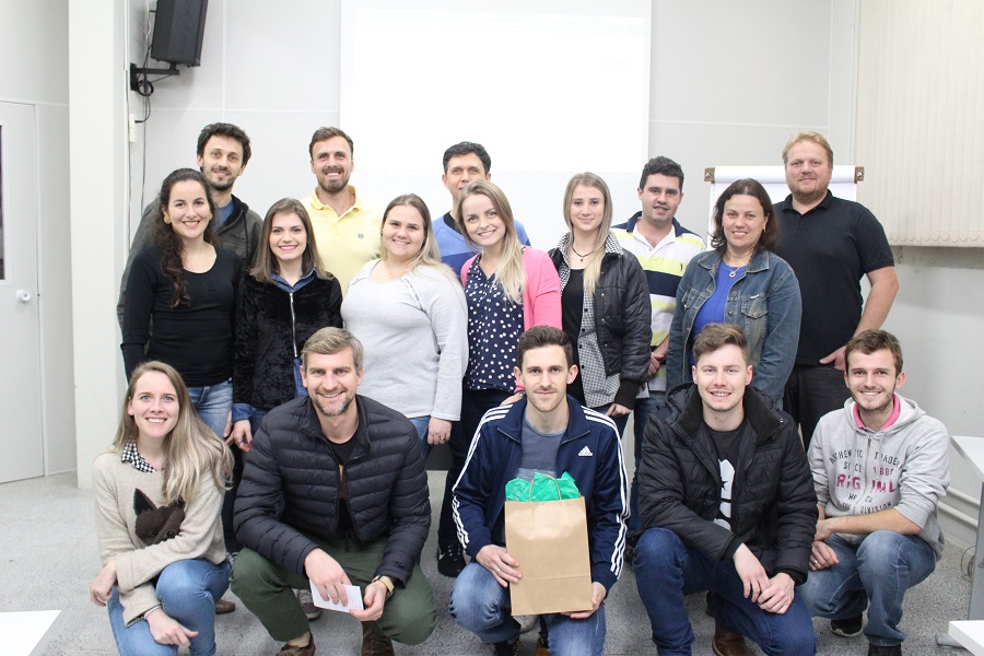 Núcleo de E-commerce de Rio do Sul promove capacitação  na área do marketing digital