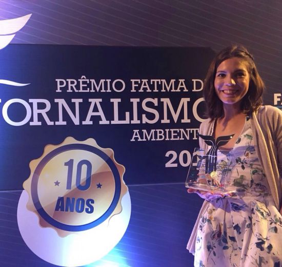 Jornalista responsável pela produção da revista da ACIBALC leva prêmio Fatma de jornalismo