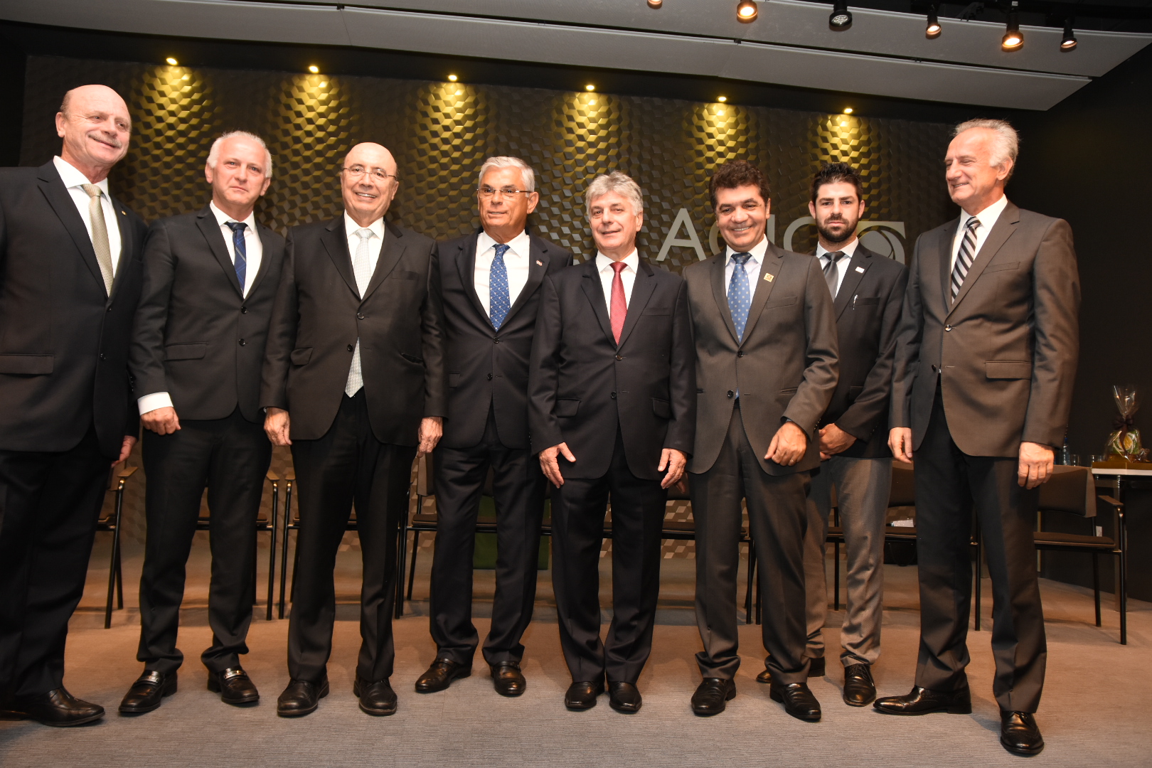 Henrique Meirelles apresenta panorama econômico do país durante posse da ACIC