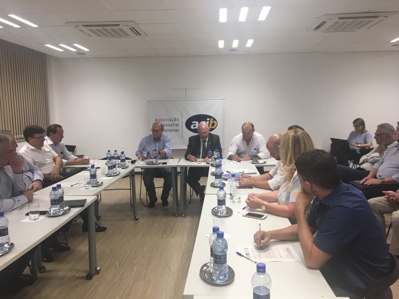 Presidente da Facisc participa de reunião do Conselho Diretor e da Diretoria da Acib Blumenau