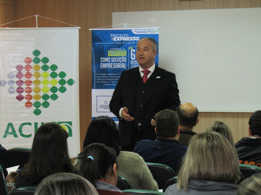 ACIL Lages realiza palestra sobre como vender com segurança ACIL Lages realiza palestra sobre como vender com segurança