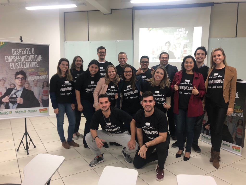 Primeira turma de empresários voluntários participa de capacitação do Geração Empreendedora 2018