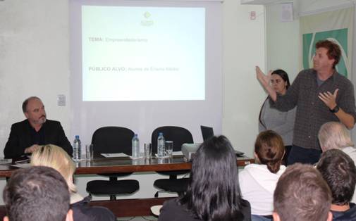 Projeto da ACIN Navegantes realizará Seminários de Empreendedorismo nas escolas