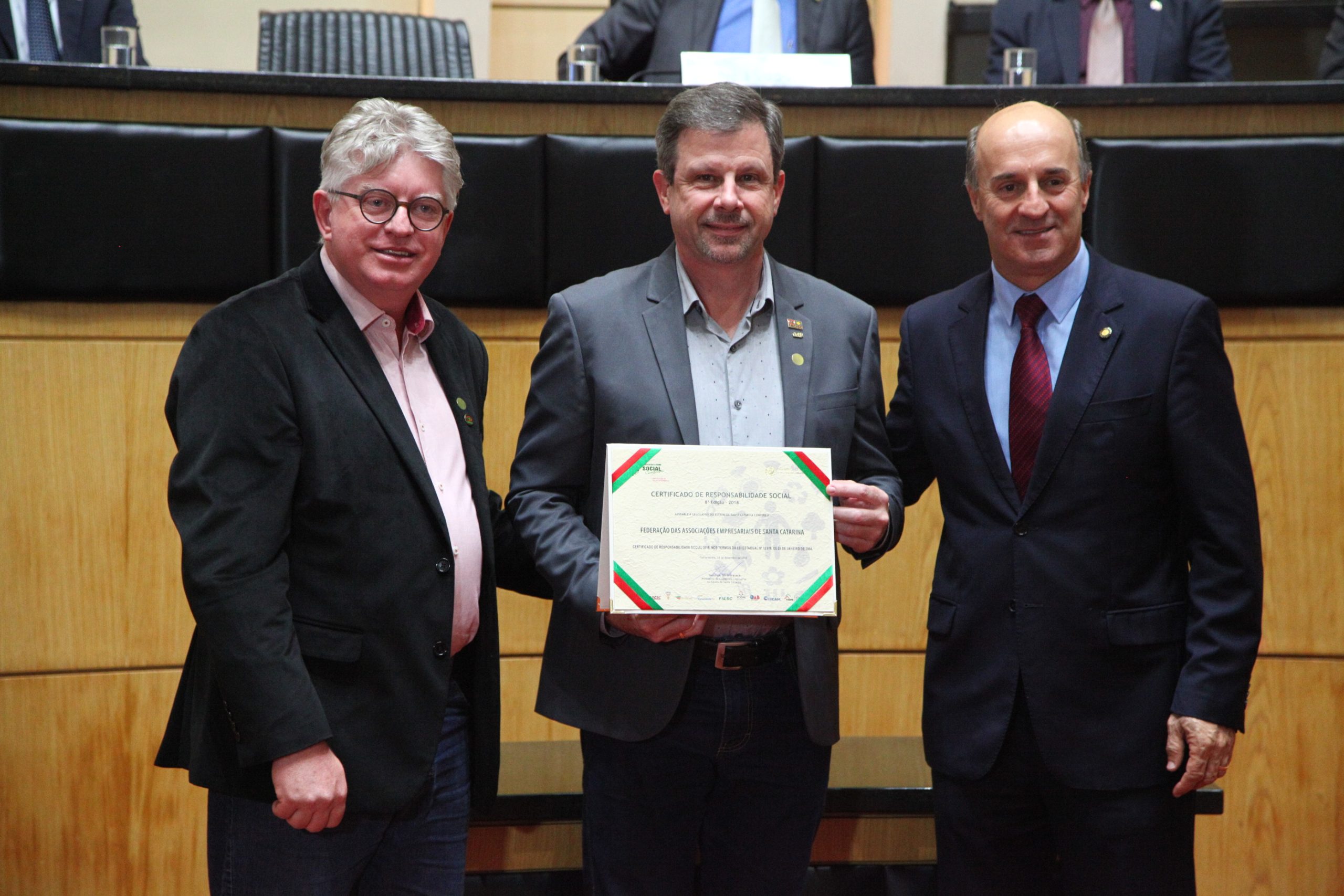 FACISC e ACIBALC recebem Certificado de Responsabilidade Social da Alesc