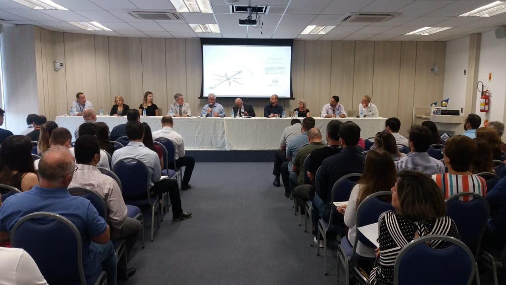 ACII representa importadores e exportadores em Comissão de Facilitação do Comércio