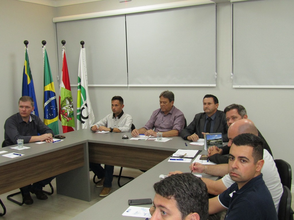 Vereador David Moro busca apoio da ACIL Lages para projetos do IDC Vereador David Moro busca apoio da ACIL Lages para projetos do IDC
