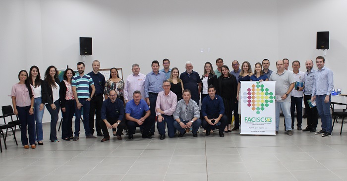 Plenária da FACISC é realizada em Maravilha Plenária da FACISC é realizada em Maravilha
