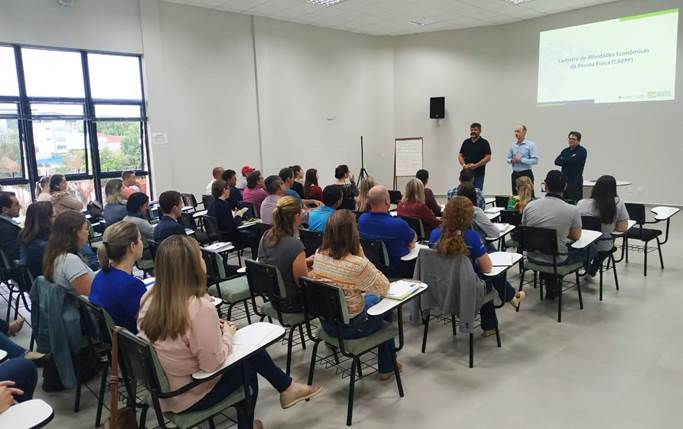 Em Maravilha, Núcleo dos Profissionais Contábeis realiza palestra sobre as novas regras do E-Social