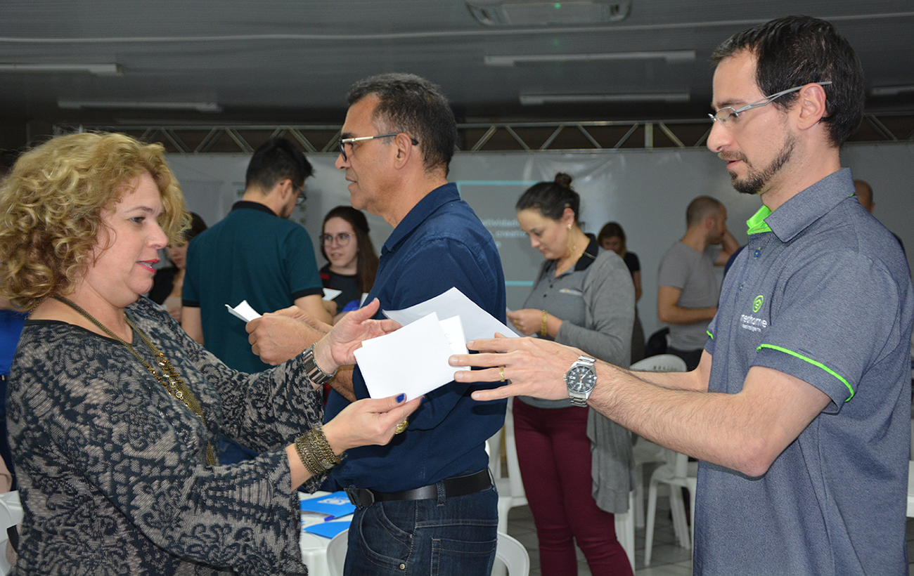 Programa CENA da ACIC Chapecó promove oficina de design thinking