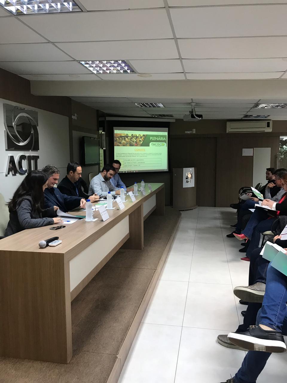 Infraestrutura é destaque na plenária regional Sul em Tubarão Infraestrutura é destaque na plenária regional Sul em Tubarão
