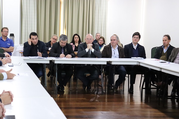 Planalto Norte discute como melhorar o índice de desenvolvimento econômico da regional