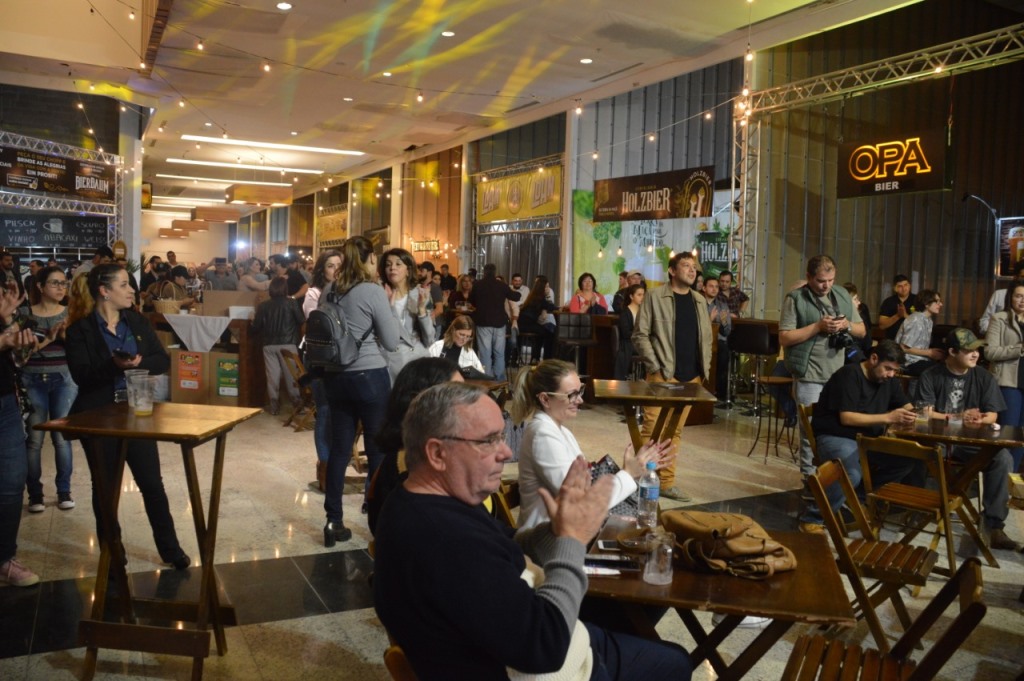 Lançamento do Sabores de Lages reúne público expressivo no Lages Garden Shopping Lançamento do Sabores de Lages reúne público expressivo no Lages Garden Shopping