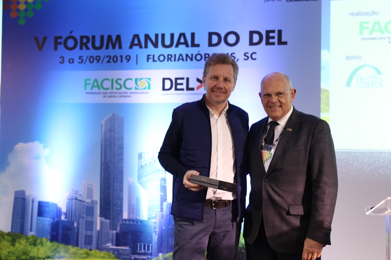 Secretário adjunto de desenvolvimento abre o Fórum DEL 2019