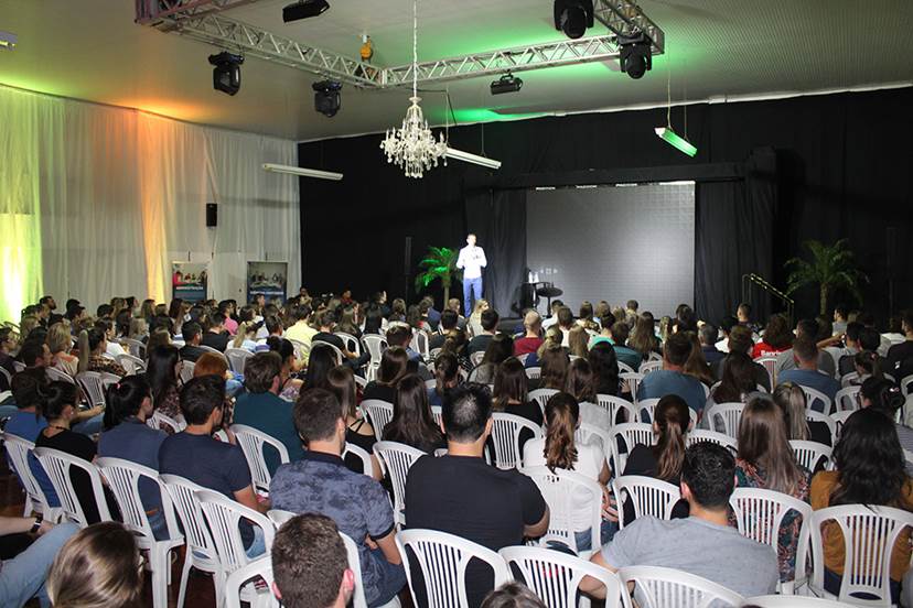 Em Maravilha, ConnectionDay Empreender marca os 10 anos do Núcleo de Jovens Empreendedores