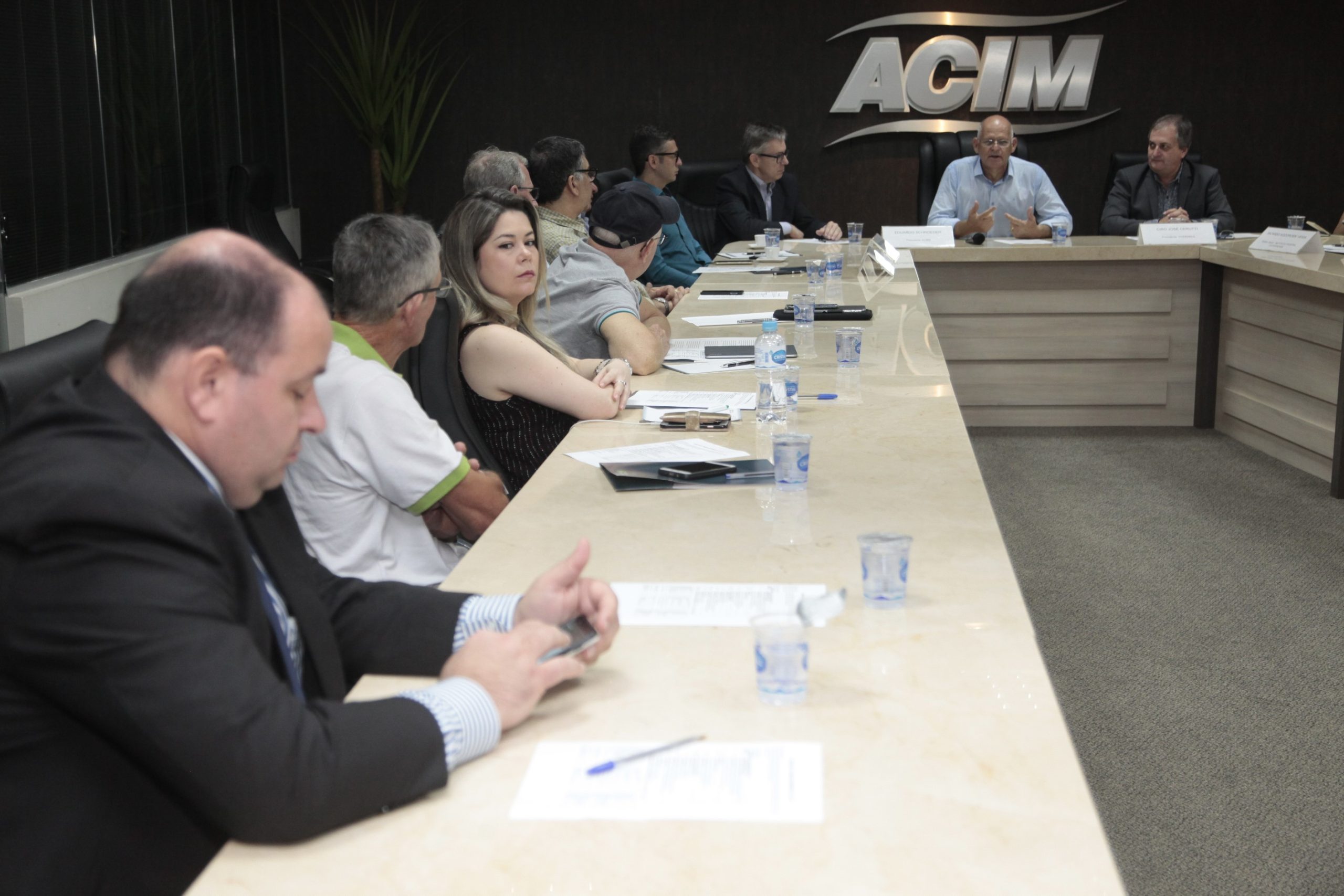 Lideranças do Alto Vale conhecem ações bem-sucedidas lideradas pela ACIM Maringá