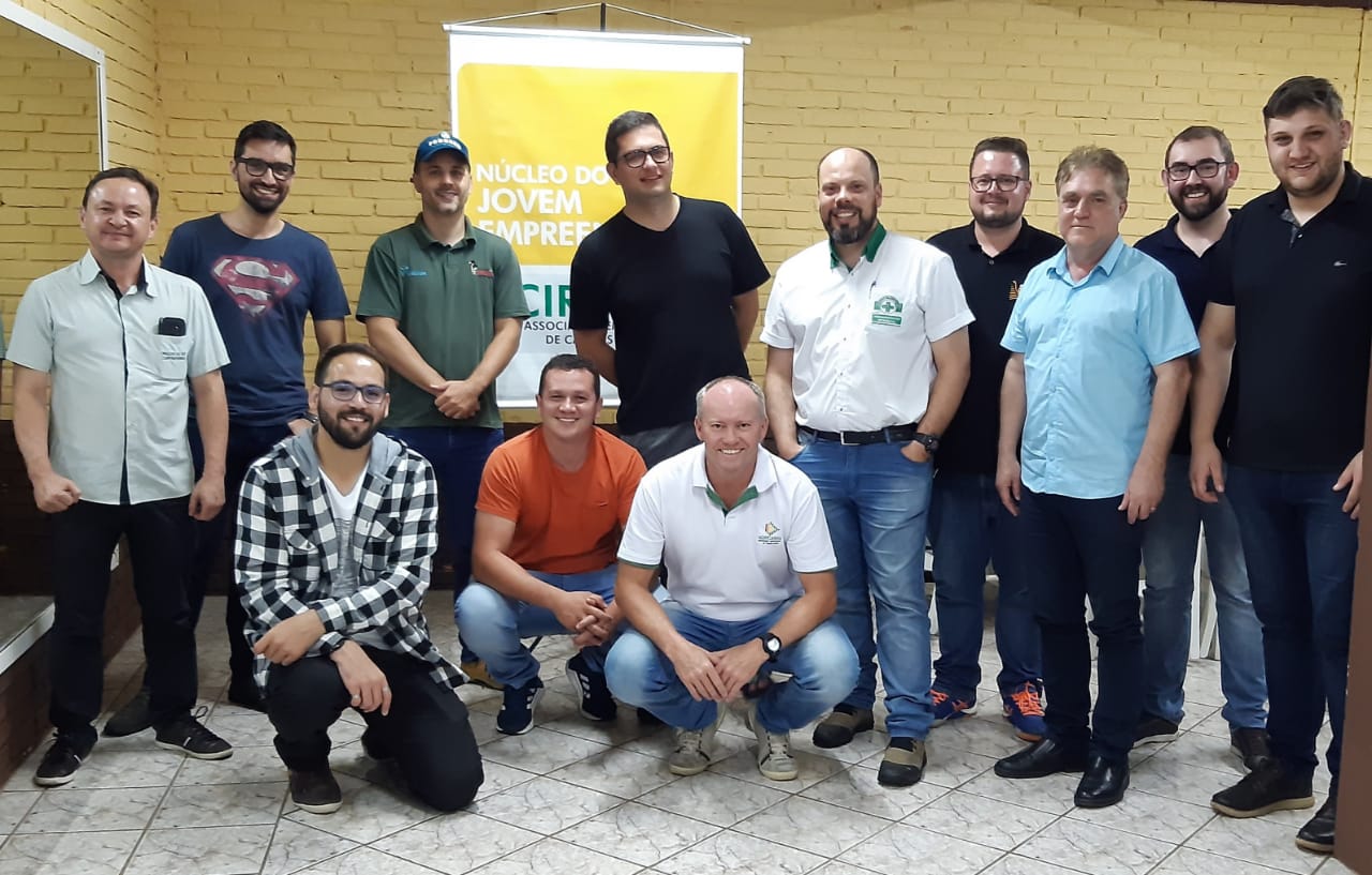 Núcleo de Jovens Empreendedores de Campos Novos encerra atividades de 2019 com confraternização