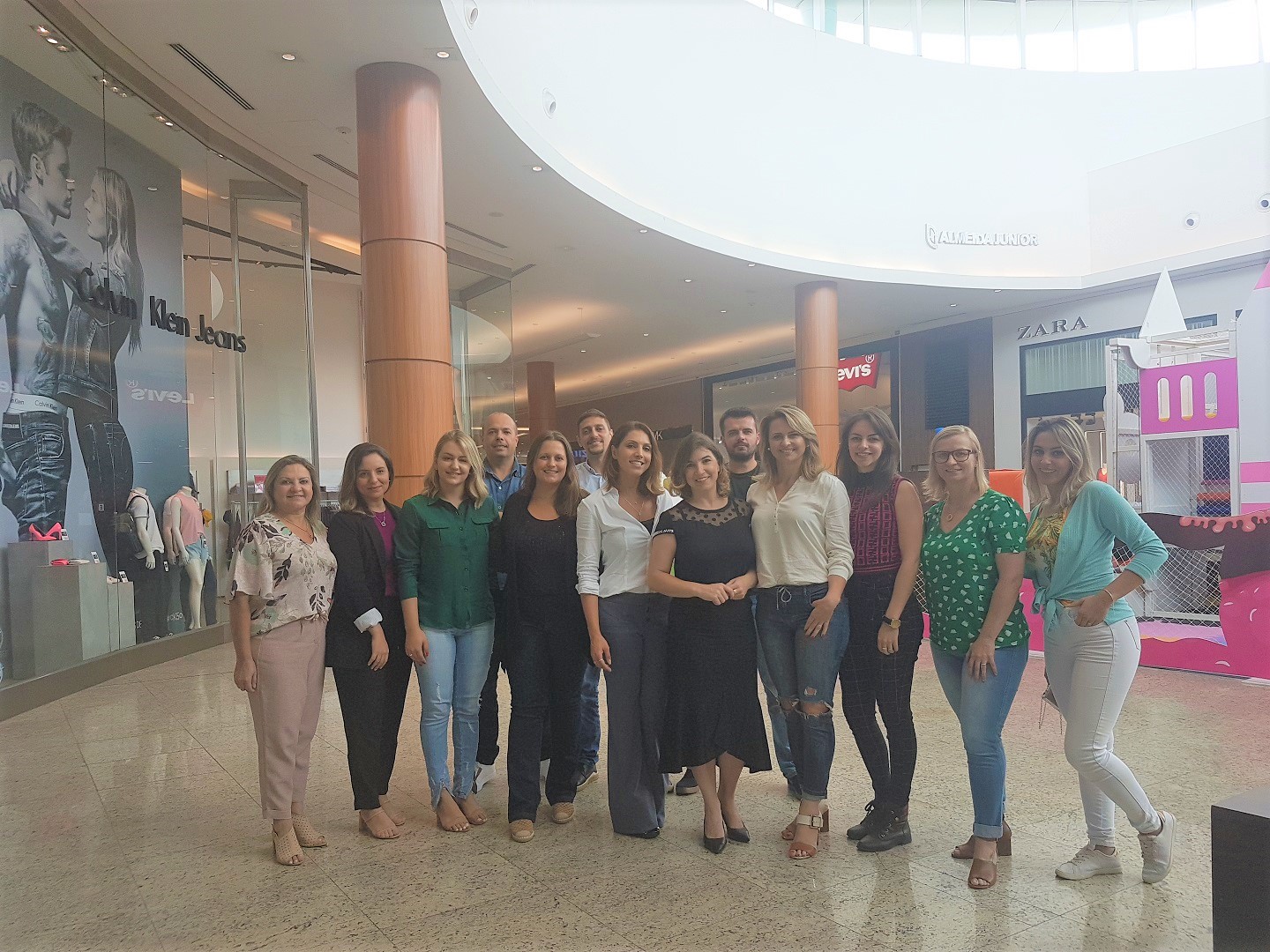 Núcleo de comunicação da ACISBS faz visita técnica no Garten Shopping