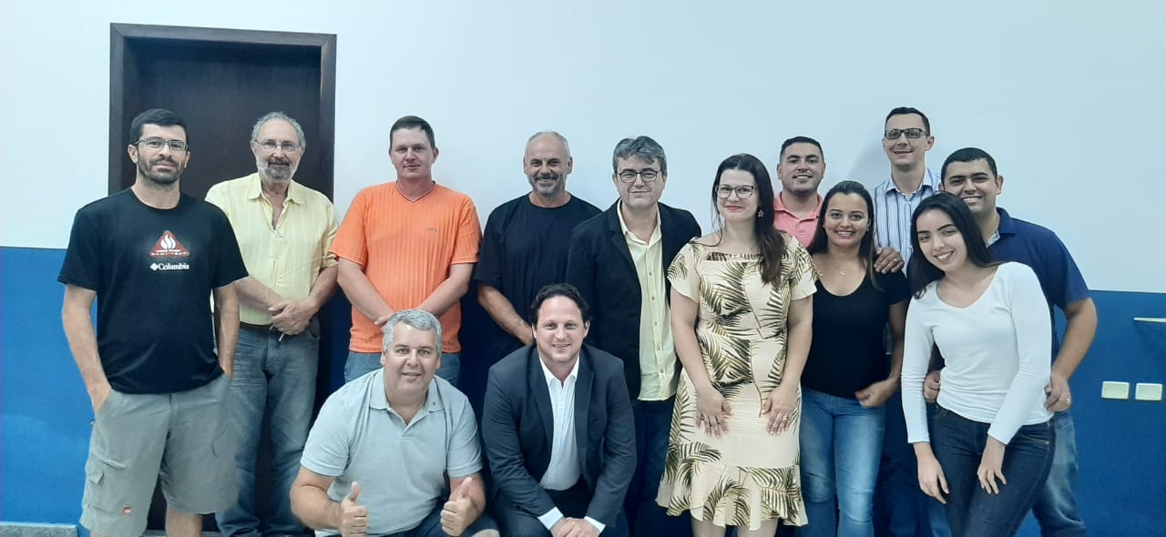 Em parceria com a Facisc, Núcleo Imobiliário e da Construção Civil da ACIG Garuva apresenta projeto para lei de condomínios Em parceria com a Facisc, Núcleo Imobiliário e da Construção Civil da ACIG Garuva apresenta projeto para lei de condomínios
