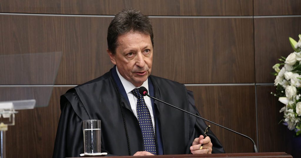 Presidente do Tribunal de Justiça abre ciclo de reuniões na Associação Empresarial de Joinville Presidente do Tribunal de Justiça abre ciclo de reuniões na Associação Empresarial de Joinville