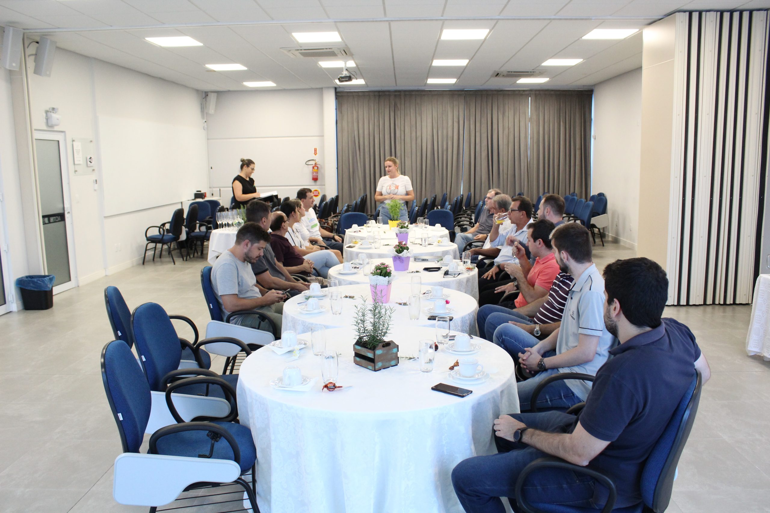 Diretorias da ACIT Tijucas realiza primeira reunião ordinária do ano