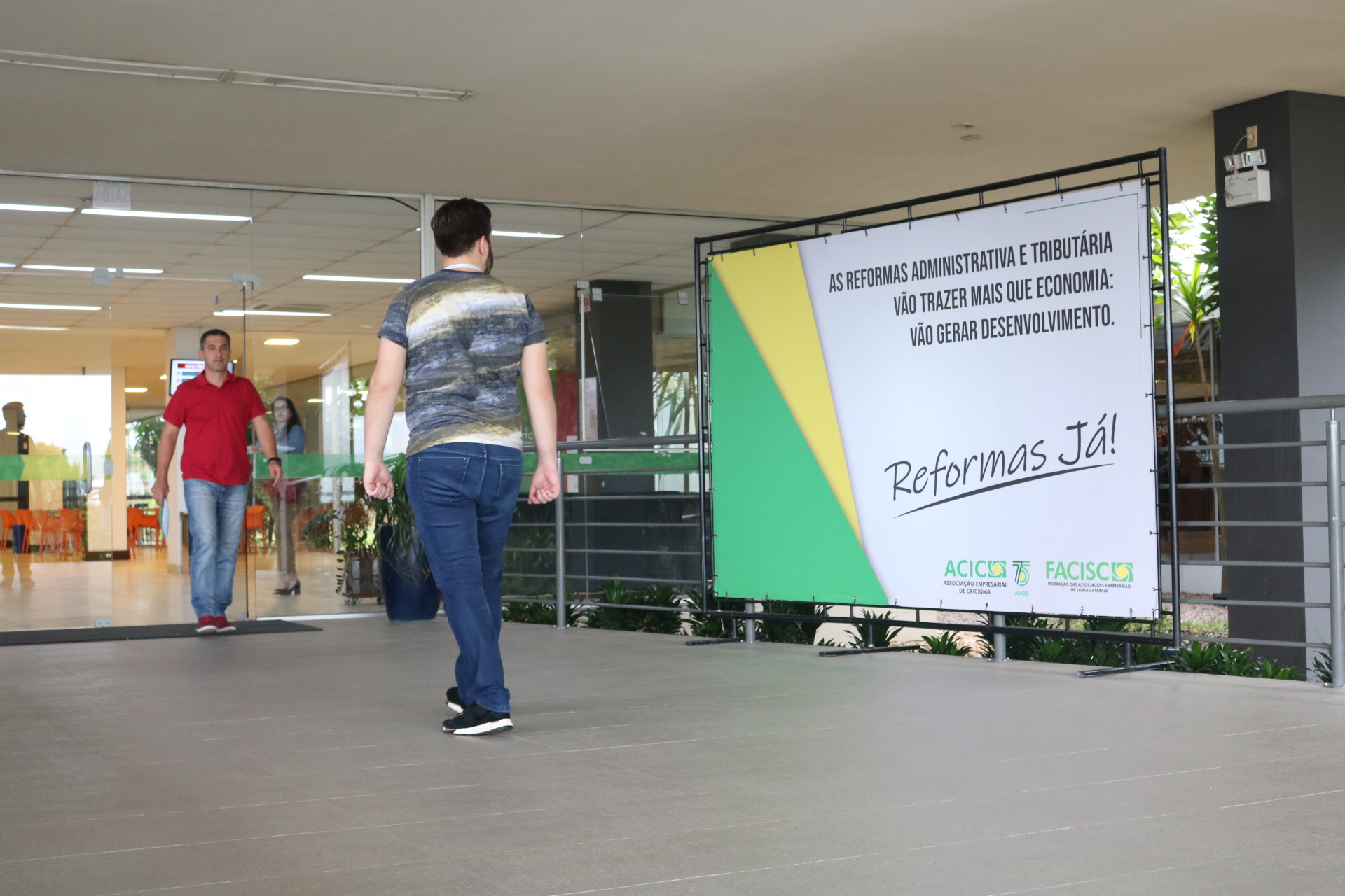 Acic reforça apoio pela aprovação das reformas Administrativa e Tributária