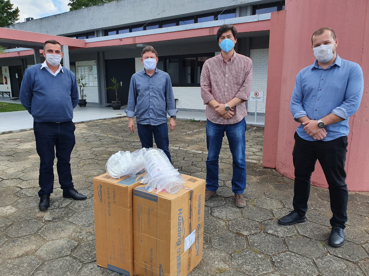Acisbs recebe doações de 400 Face Shields e realiza distribuição gratuita
