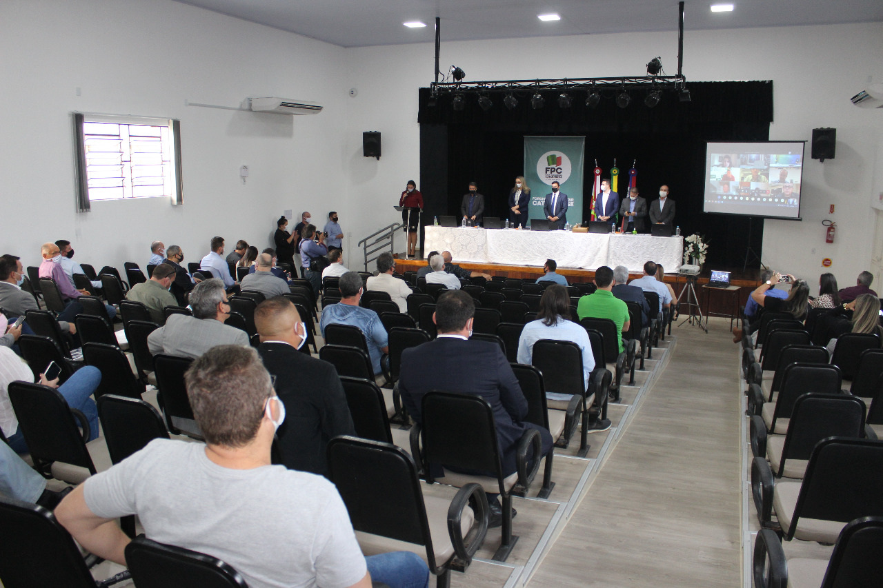 Facisc e Associações participam em grande número da reunião virtual do Fórum Parlamentar Catarinense