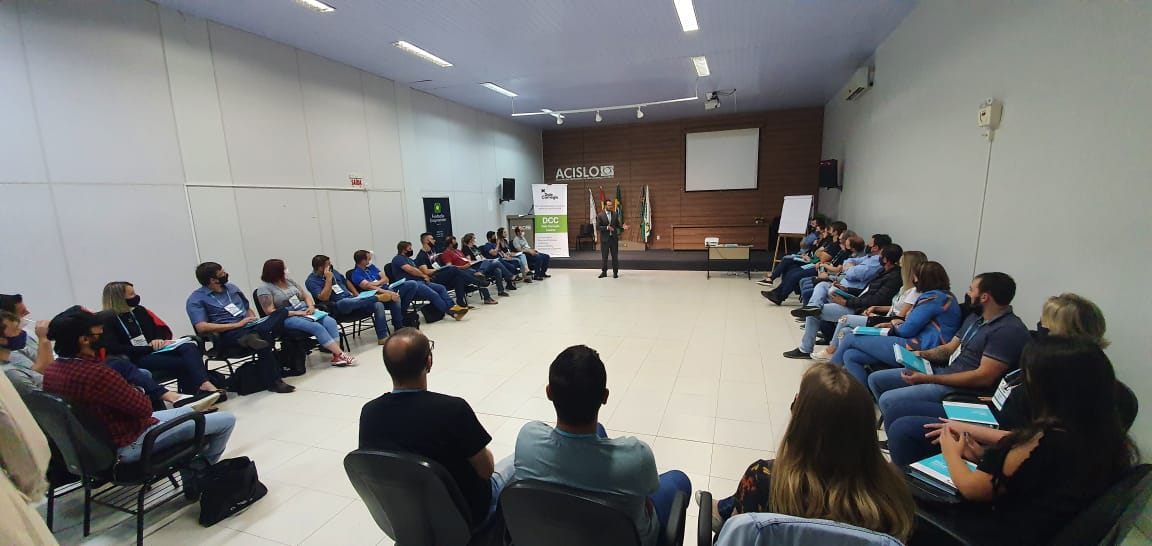 Pela primeira vez em São Lourenço do Oeste, treinamento Dale Carnegie é realizado na Acislo
