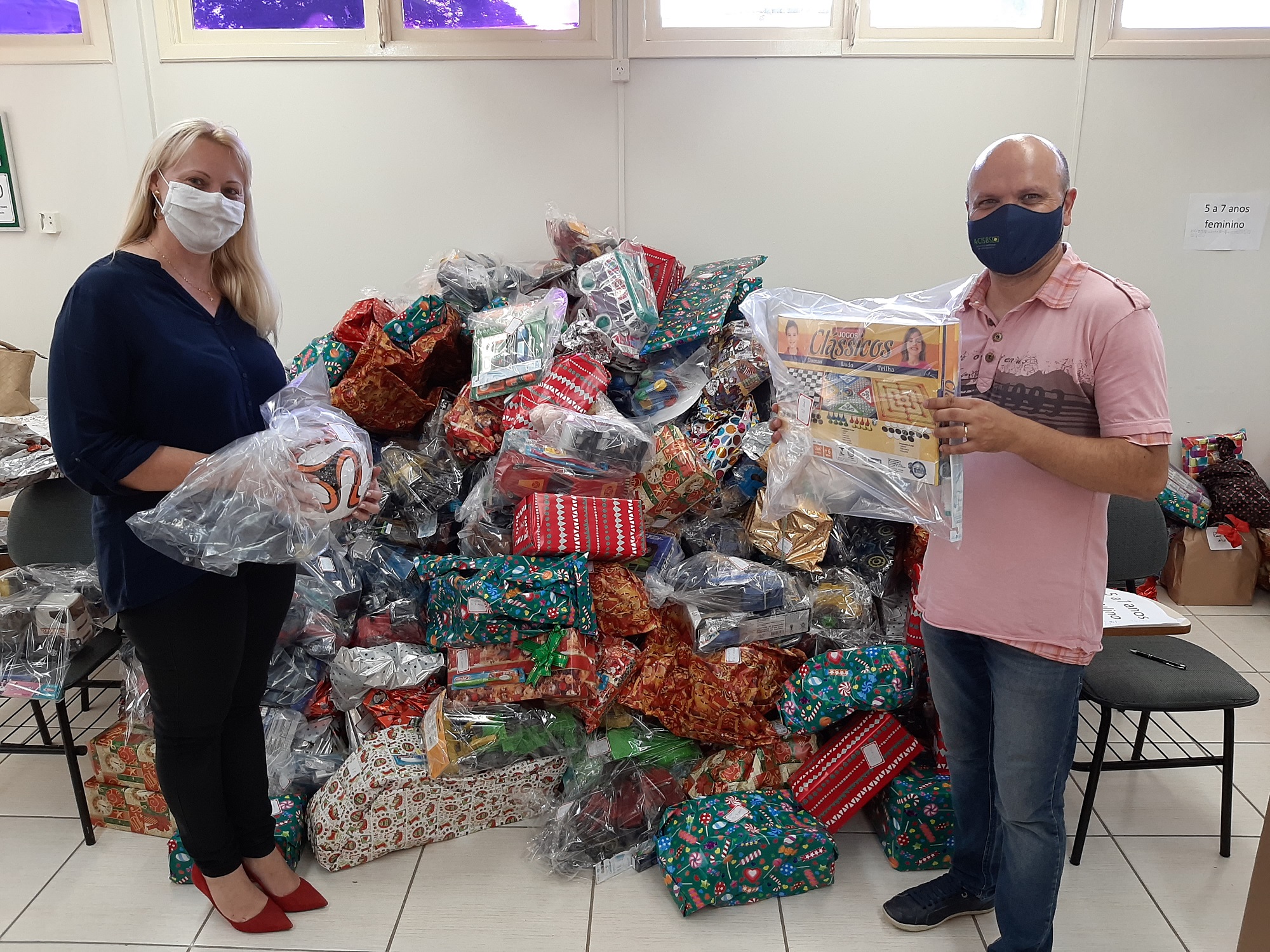 Quatro mil crianças contempladas com a Campanha ‘Seja você o Papai Noel neste Natal’