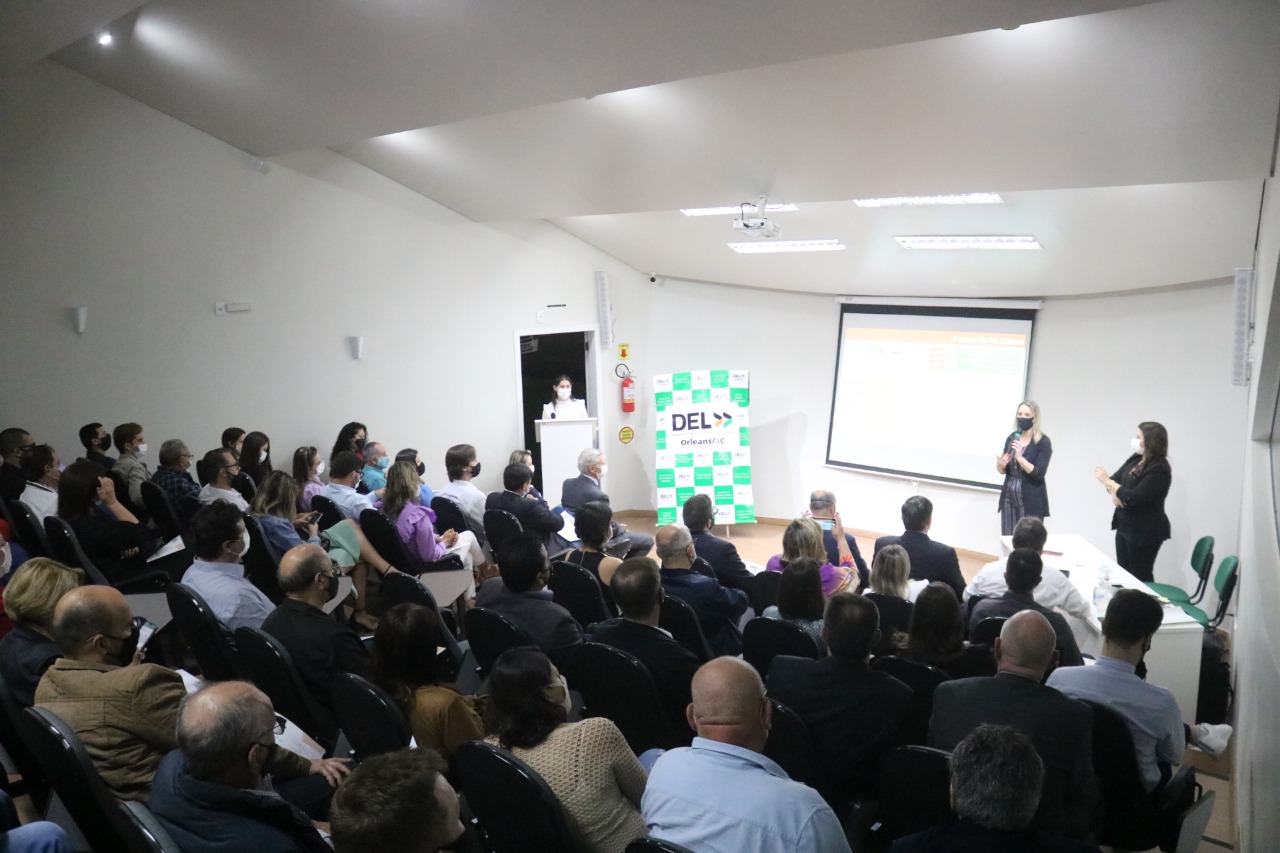 Presidente da Facisc participa do Seminário da Rede DEL e celebração de aniversário do Programa em Orleans