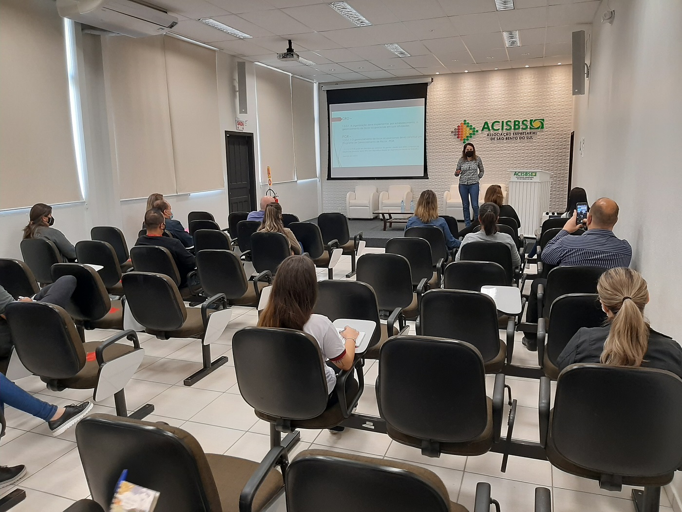 Núcleo da ACISBS aborda Programa de Gerenciamento de Riscos
