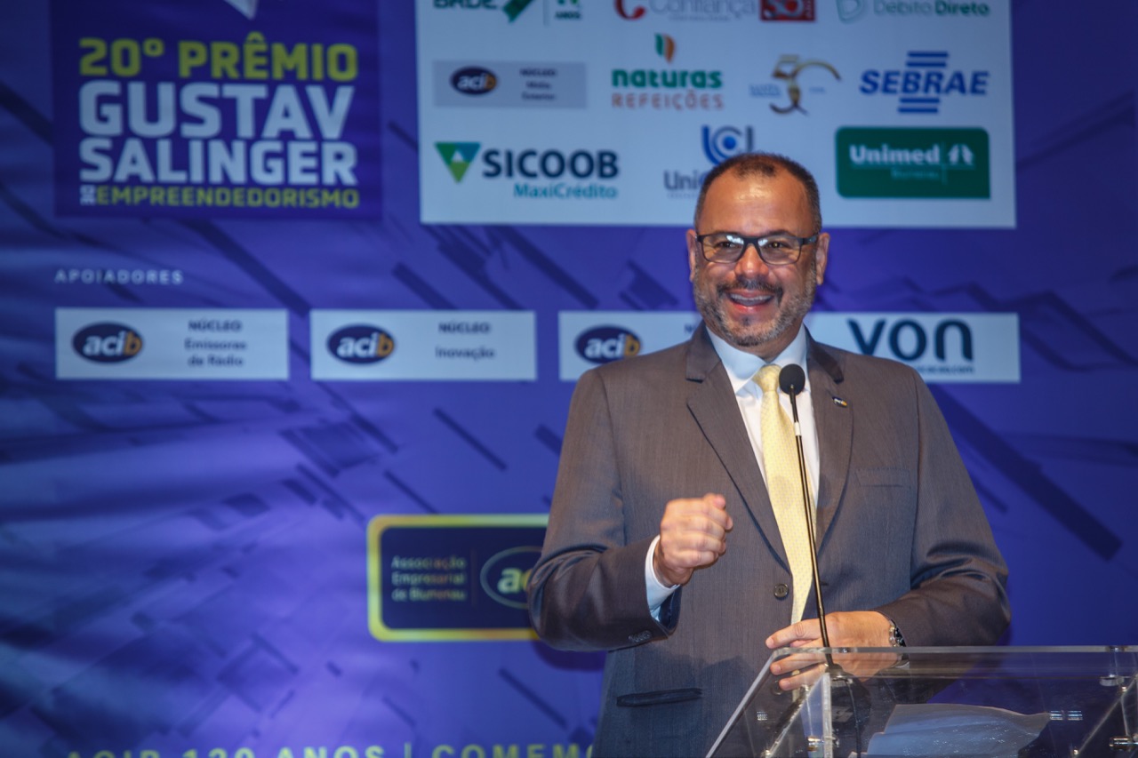 Nossos líderes: Entrevista com Renato Medeiros, presidente da ACIB