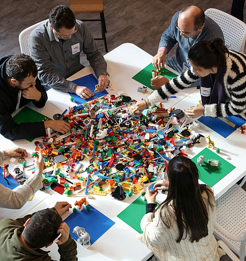 Capacitação na Acic Criciúma utiliza metodologia LEGO Serious Play Capacitação na Acic Criciúma utiliza metodologia LEGO Serious Play
