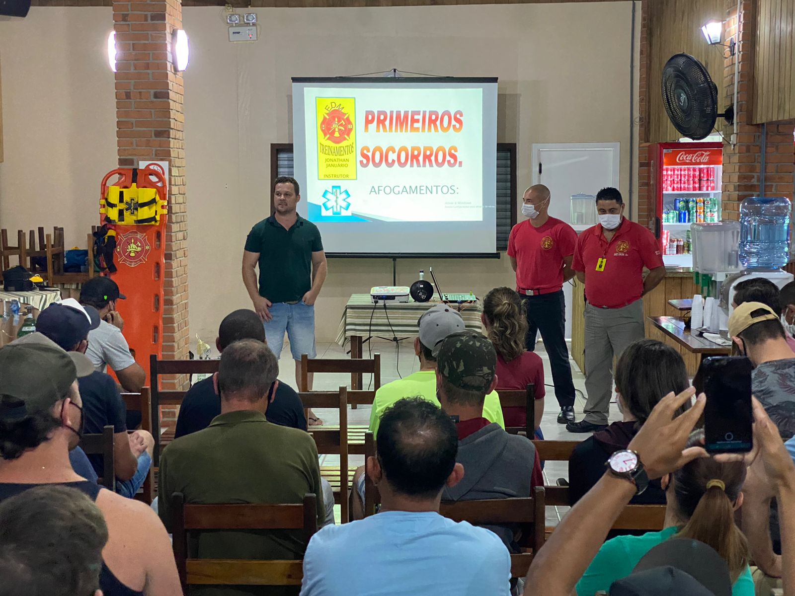 Núcleo de Parques Aquáticos de Gaspar finaliza capacitações para temporada 2021/2022
