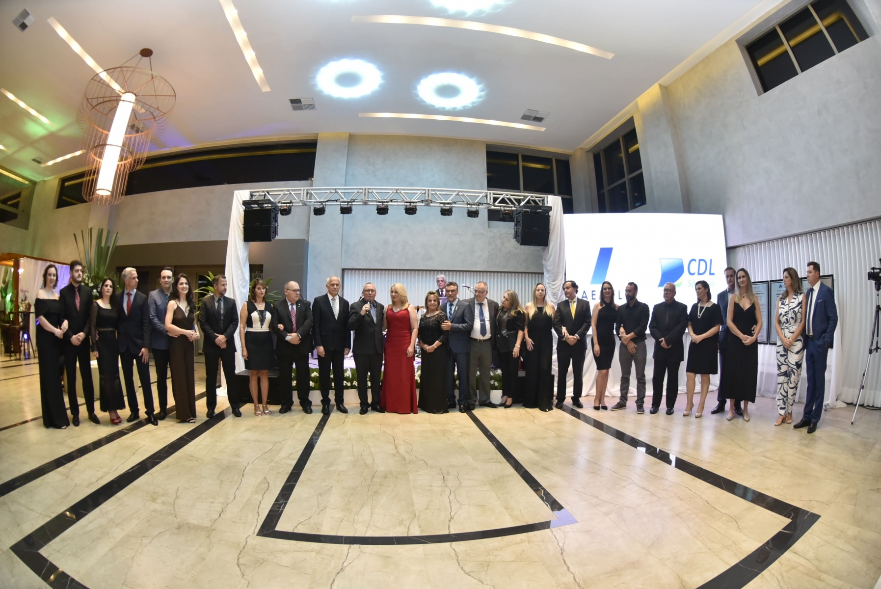 AEMFLO inaugura nova sede