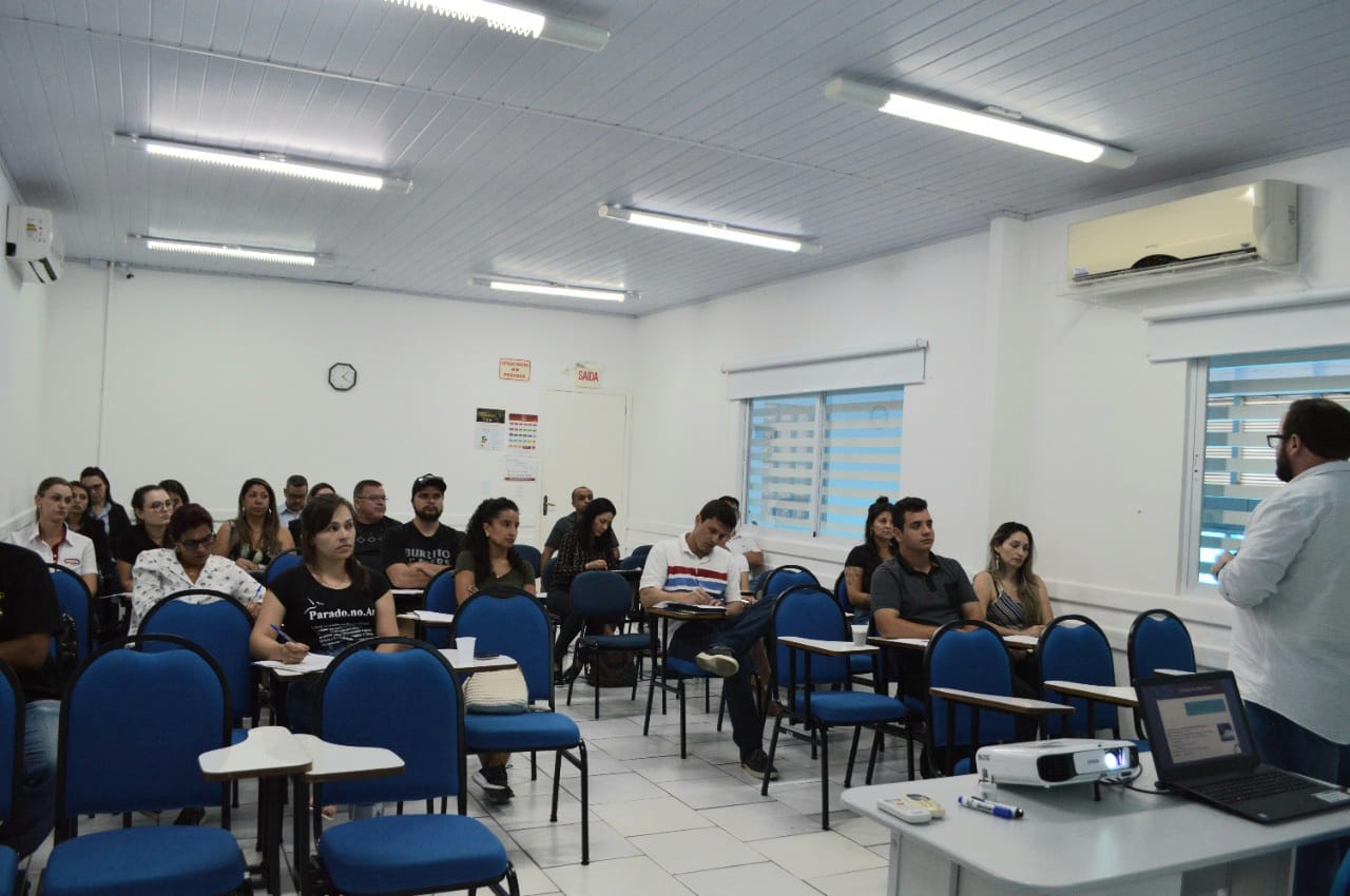 Busca por capacitação retrata aumento no empreendedorismo em São José, afirma AEMFLO Busca por capacitação retrata aumento no empreendedorismo em São José, afirma AEMFLO
