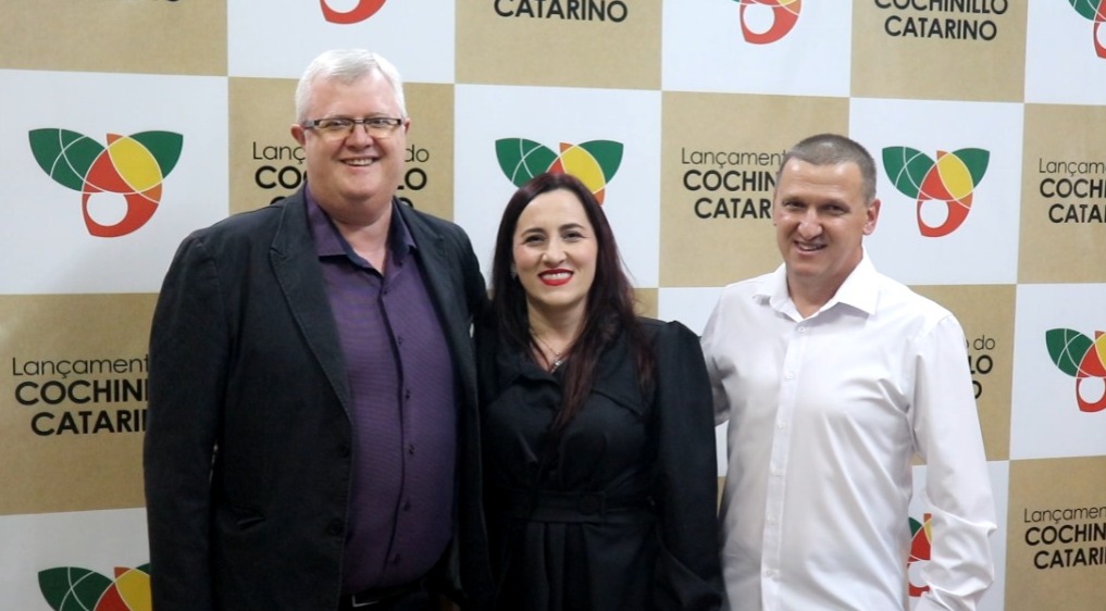 Lançamento Cochinillo Catarino Lançamento Cochinillo Catarino