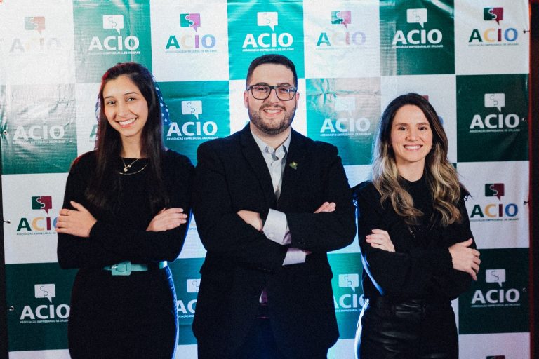 Em Orleans, noite de confraternização coroa o sucesso da primeira turma do PGVE realizado pela ACIO