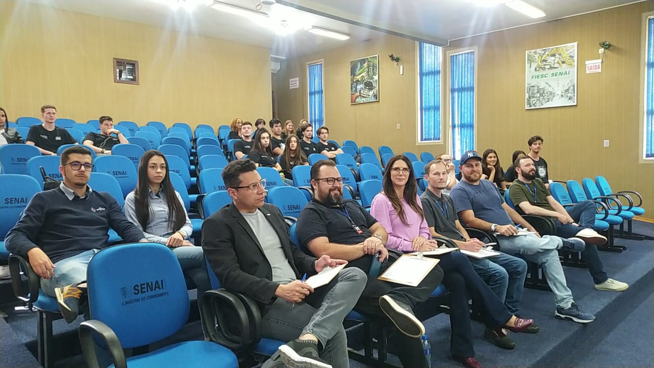 Apresentação das ideias de negócio marcam o encerramento do projeto IniciAção