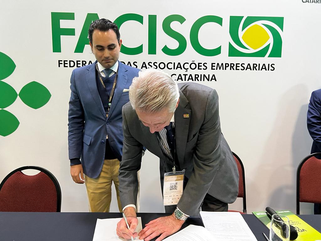 Facisc lança faculdade para capacitar mão de obra em SC