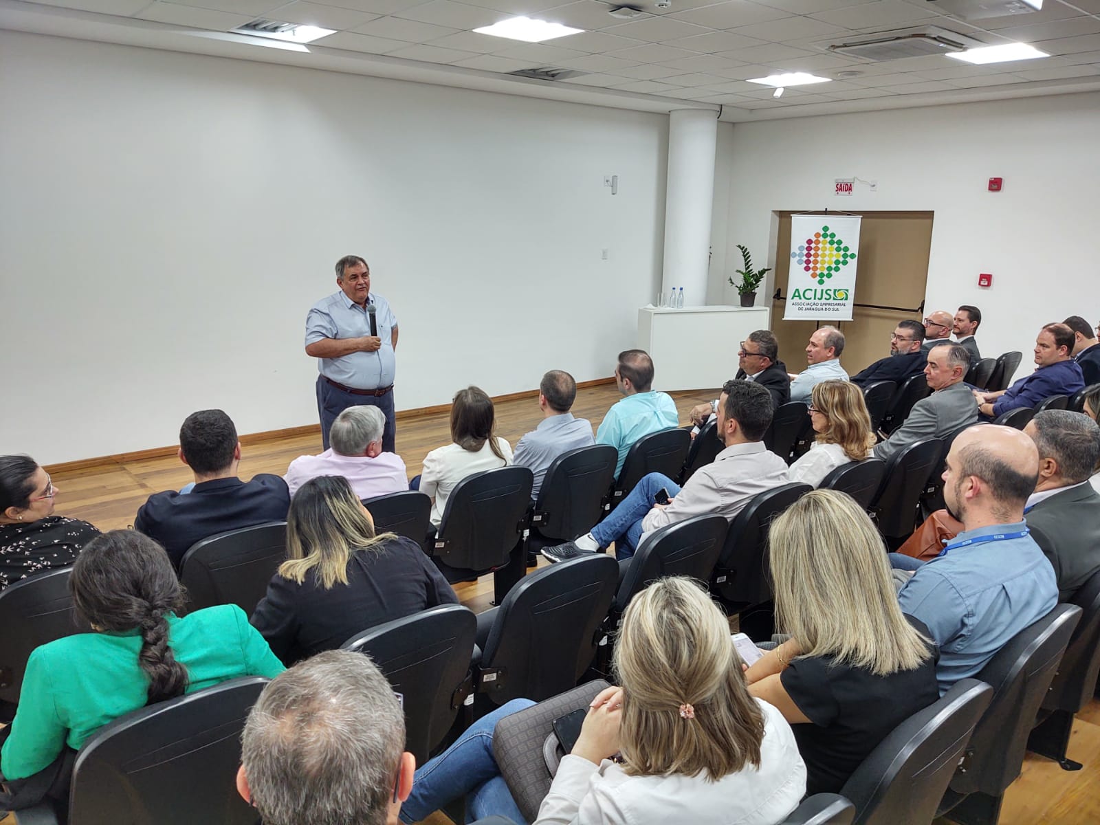 Ministro diz em Jaraguá que inovação deve ser ganho coletivo à sociedade